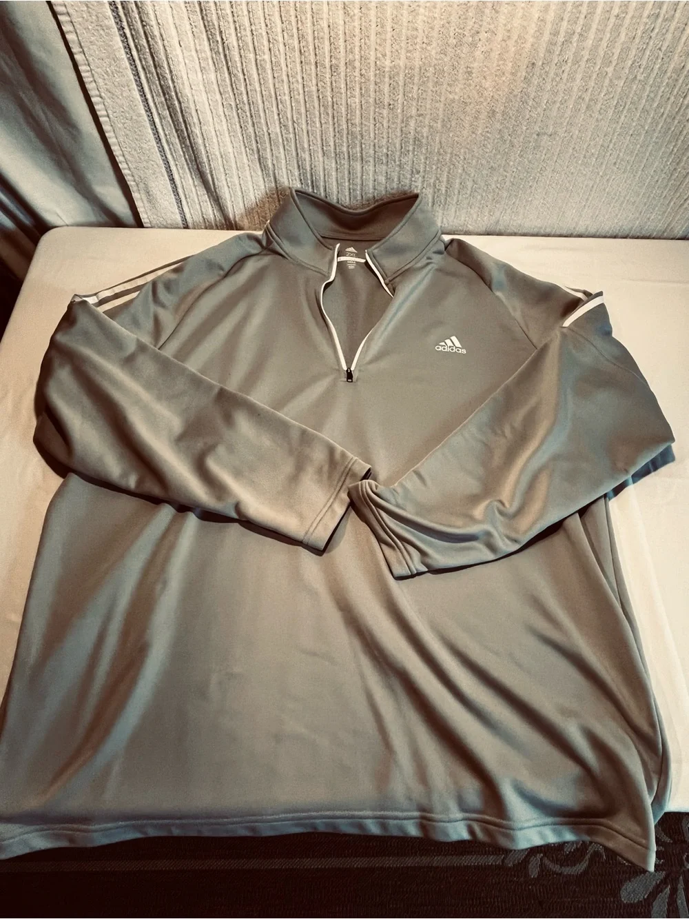 Adidas Golf Men’s 2XL Gray 1/4 Zip Pullover – Long Sleeve 3-Stripe Performance